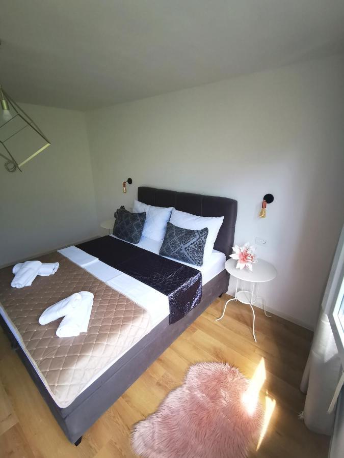 מאקרסקה City Center Apartment Bravos מראה חיצוני תמונה