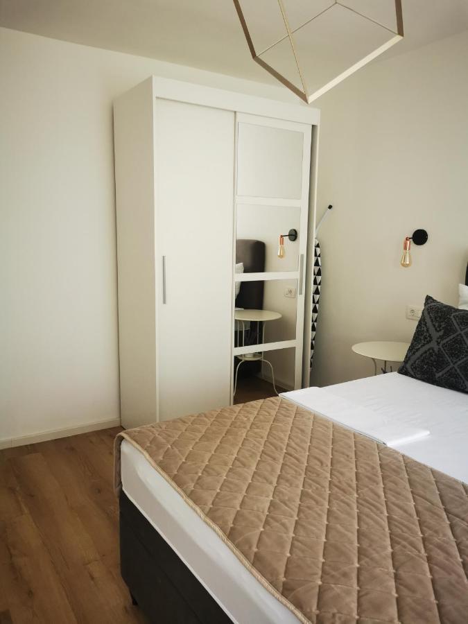 מאקרסקה City Center Apartment Bravos מראה חיצוני תמונה